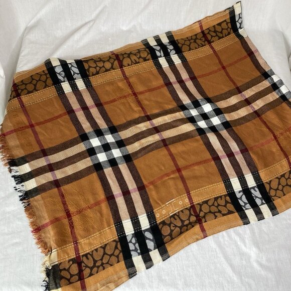 Burberry Women's Animal Leopard Haymarket Check Square Shape Scarf Cashmere - Picture 15 of 15